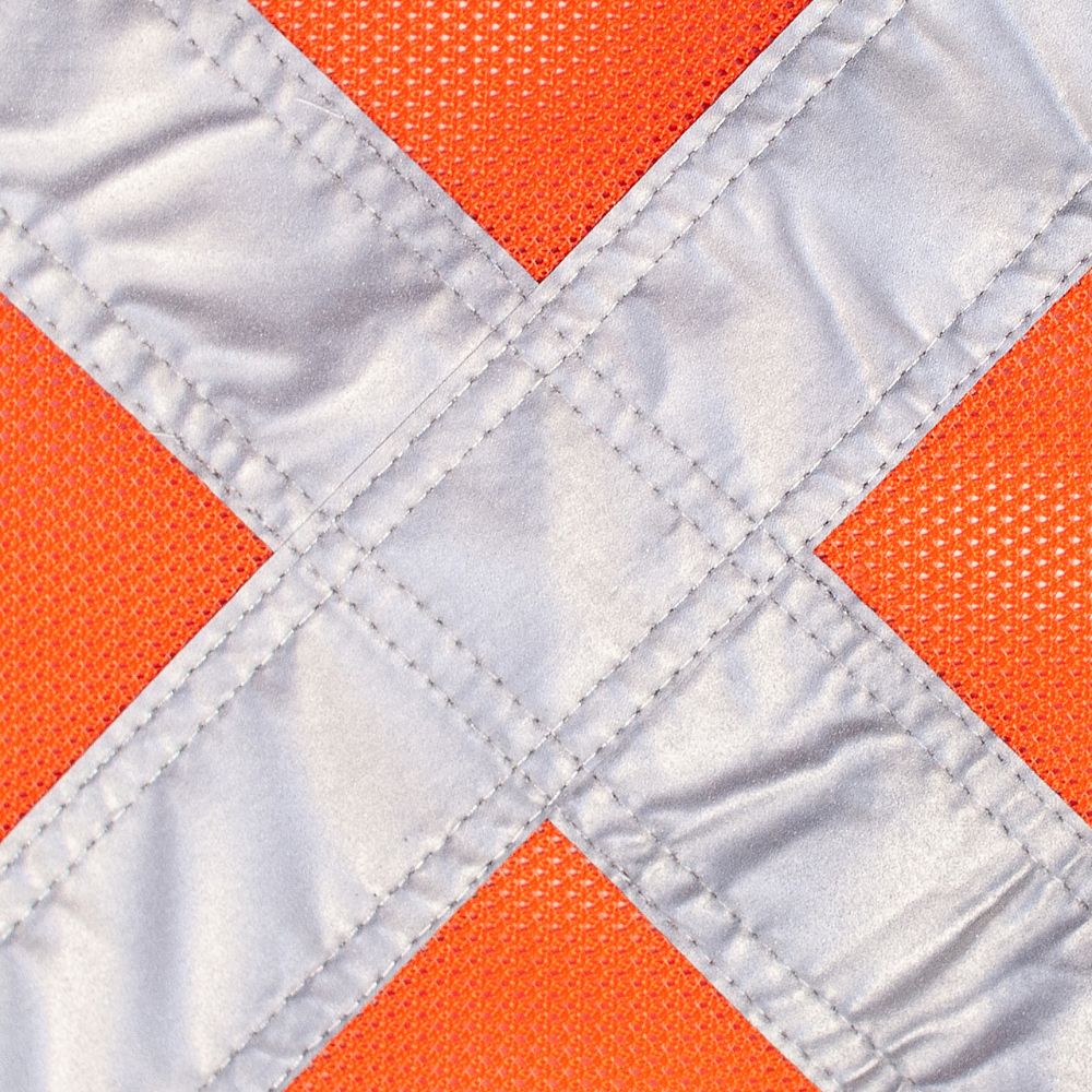 Vehicle Safety Flag (VSF) OX safety flag, featuring a resilient design and vibrant color to improve vehicle visibility and safety.
